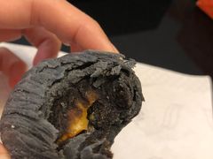 乌豆蛋黄酥-陶陶居饼家(惠福东路店)