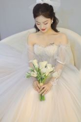 -艾米丽婚纱礼服