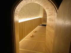 -涨巢·潮玩水疗局