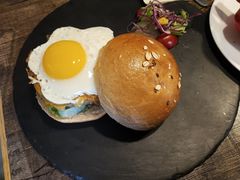 -HIGH FIVE哈福手工汉堡(桂林路店)