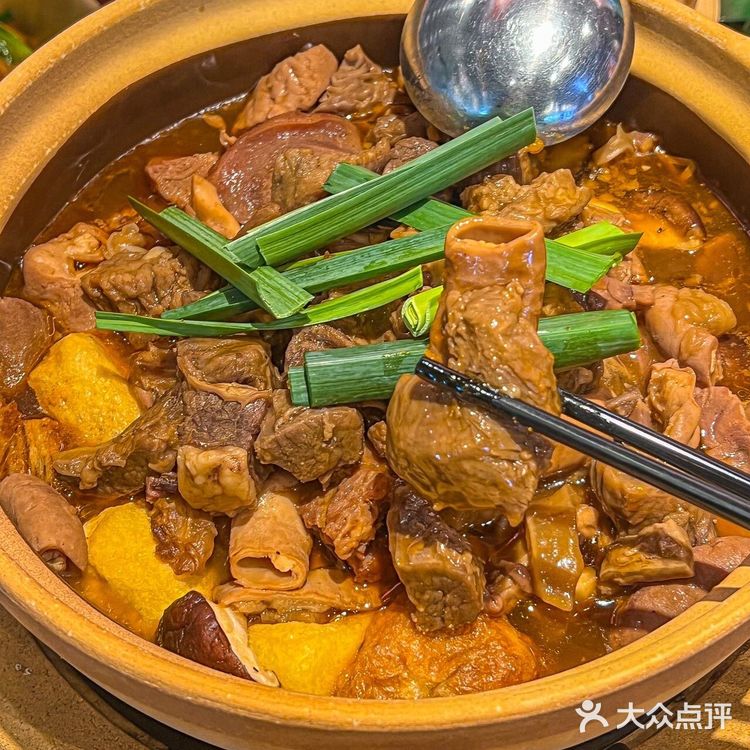 广式牛杂丨老广排队王终于开到重庆啦