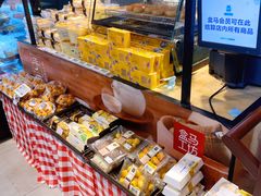 -盒马鲜生(红莲店)