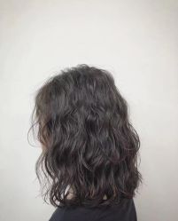 -茶发Salon·烫发染发理发