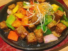 日式铁板牛肉粒-隐月· 㐂和食屋(芝罘万达公馆店)