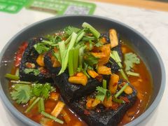-百春原湖南牛肉粉(百联世纪店)