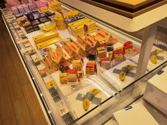 零售区-好利来(清华南门店)