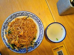 -赣南粉局·江西小炒·锅气炒粉(人民广场店)