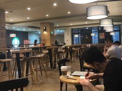 大堂-星巴克(上海交通大学店)
