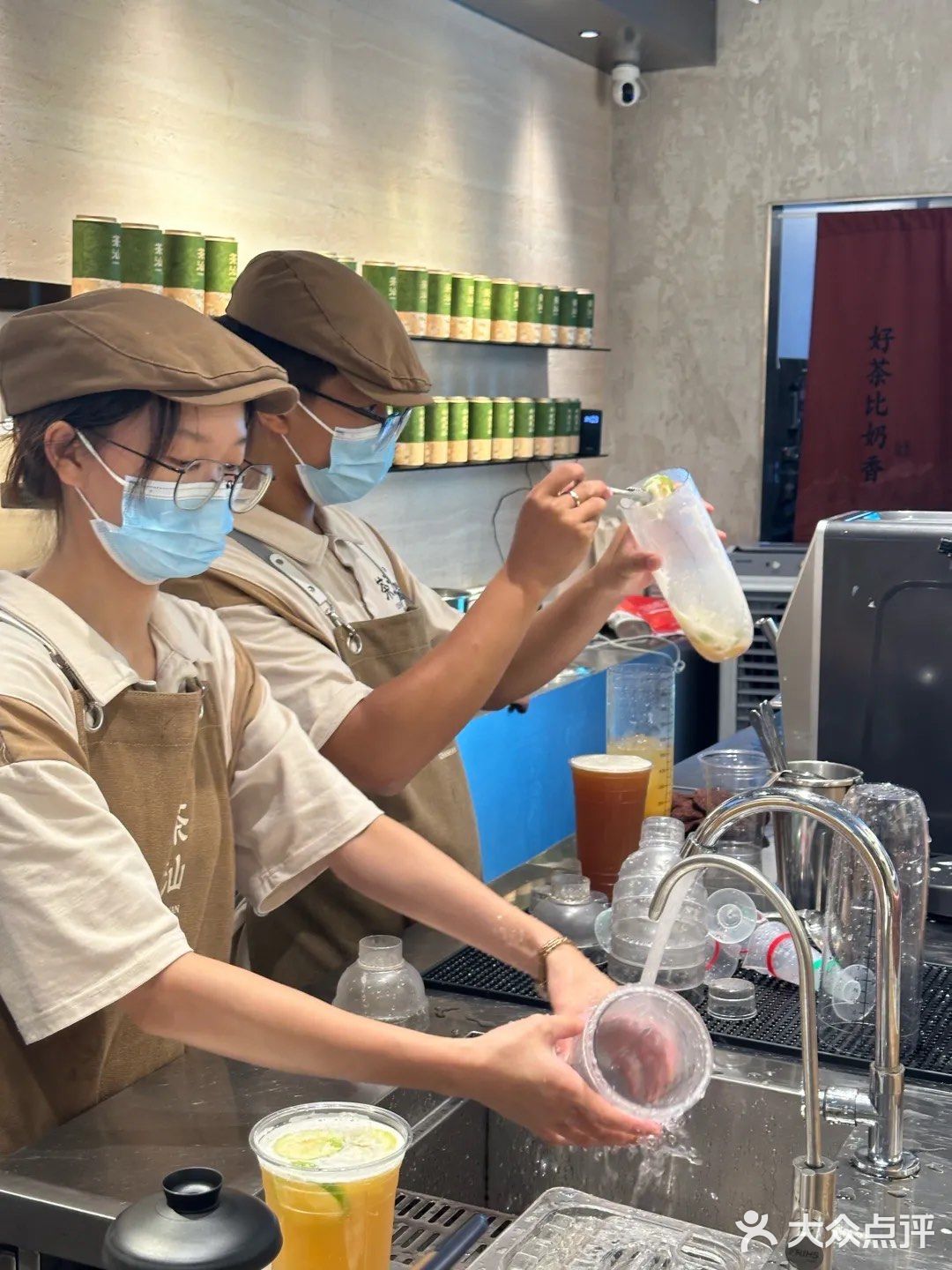 成川围剿战！一条街新开四家新中式茶饮🍵