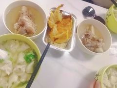 -周震馄饨