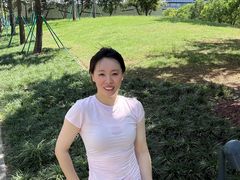 -lululemon(上海浦东IFC店)