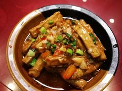 -九华山聚龙大酒店