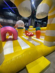 -反弹蹦床公园·亲子乐园·团建·派对(尚品奥莱店)