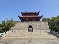 -巴陵广场