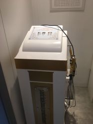 -LESSMORE科技头皮理容中心