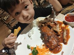 -Pundi Pundi Restaurant