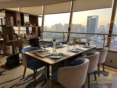 -杏荟旋转餐厅(广州爱群店)