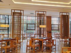 -鱼鲜饭香·招牌汽锅剁椒鱼头王