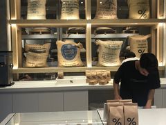面包甜点陈列柜-% Arabica阿拉比卡咖啡烘焙工坊