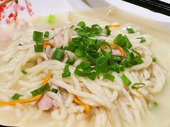 -龙桥私厨·姜花菊花过桥鱼·顺德菜(容桂店)