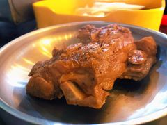 -运气牛自助酱大骨火锅(南京东路店)