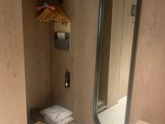 -上海虹桥中心爱琴海亚朵S酒店