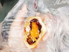 豆沙蛋黄酥-闻酥园(大慈寺店)