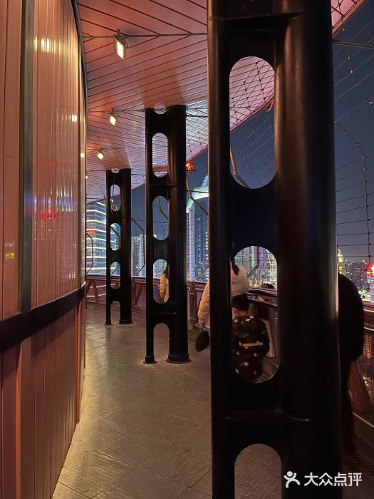 东方明珠广播电视塔图片