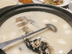 -香山湖家家宴(中山陵店)