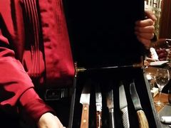 -恰餐厅及酒吧 CHAR Bar & Grill (北京丽都皇冠假日店)