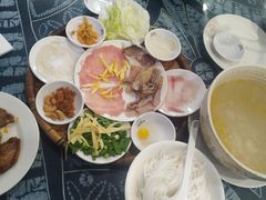 -桥香园云南过桥米线(金马碧鸡店)