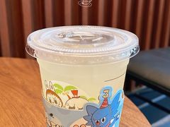 -瑞幸咖啡(江汉路中山大道店)
