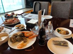 -荣誉国际酒店-云顶旋转餐厅