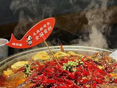 -辣尚瘾·烤鱼·新川菜(牡丹园直营店)