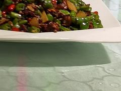 功夫鸽松-琬苑鸽庄·川粤融合菜(解放碑总店)