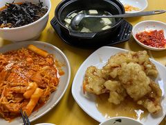 海鲜紫菜拌饭-屋里家延边朝鲜族冷面(南园店)