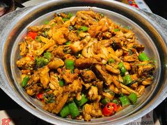 青椒紫苏牛蛙锅-蛙小侠(卓悦里店)