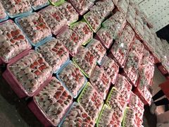 草莓-菜园坝水果市场