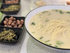 -阿达师傅鱼汤面