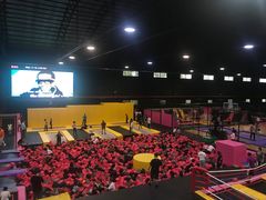 -嘿哟动霸CHUA·新潮玩运动娱乐中心·蹦床滑冰团建乐园