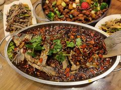 泼辣鱼-西部范小生鲜炒大盘鸡(渭南店)