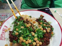 -玲玲米粉·新疆现炒米粉(大十字总店)