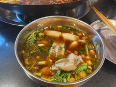 -鸿顺老铁锅美蛙鱼府(解放碑店)