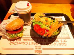 -The Habit Burger Grill 哈比特汉堡(复兴soho店)