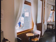靠窗位-Ginko银子(青龙街店)
