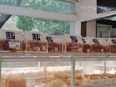-好利来(彩香店)
