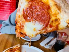 -城市大道红炉披萨烘焙坊