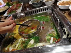 -乡土黄·鲜牛肉火锅·小龙虾(兴业街店)