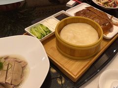 -香山湖家家宴(中山陵店)