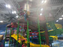 -青岛东方影都融创水世界